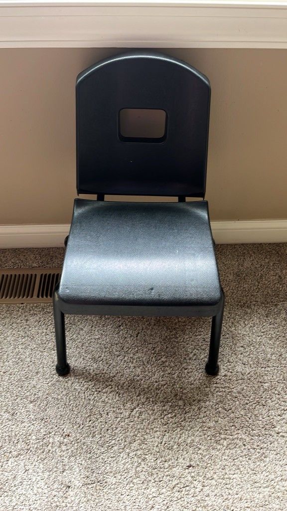 Kid Chair