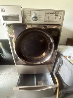 Kenmore Elite Dryer w/ Storage Pedestal