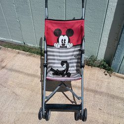 MICKEY MOUSE LIGHT WEIGHT STROLLER