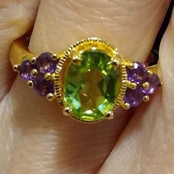 NEW Genuine Gemstone Ring 💍 In Yellow Gold SIZE 6! 💚💜🍇