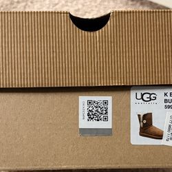 Girls Bailey Button Uggs (Sz 5) 