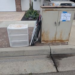 Curb Alert - Free Items