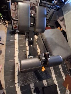 Adjustable Weight Bench with Leg Roller