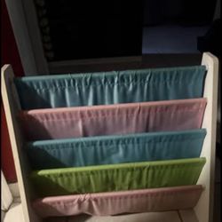 Child Book Rack with Fabric Sling Sleeves