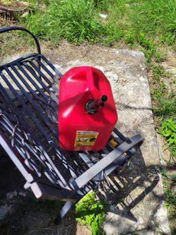 Gas container