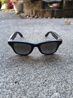 meta Ray-Ban wayfarer gen1 glasses