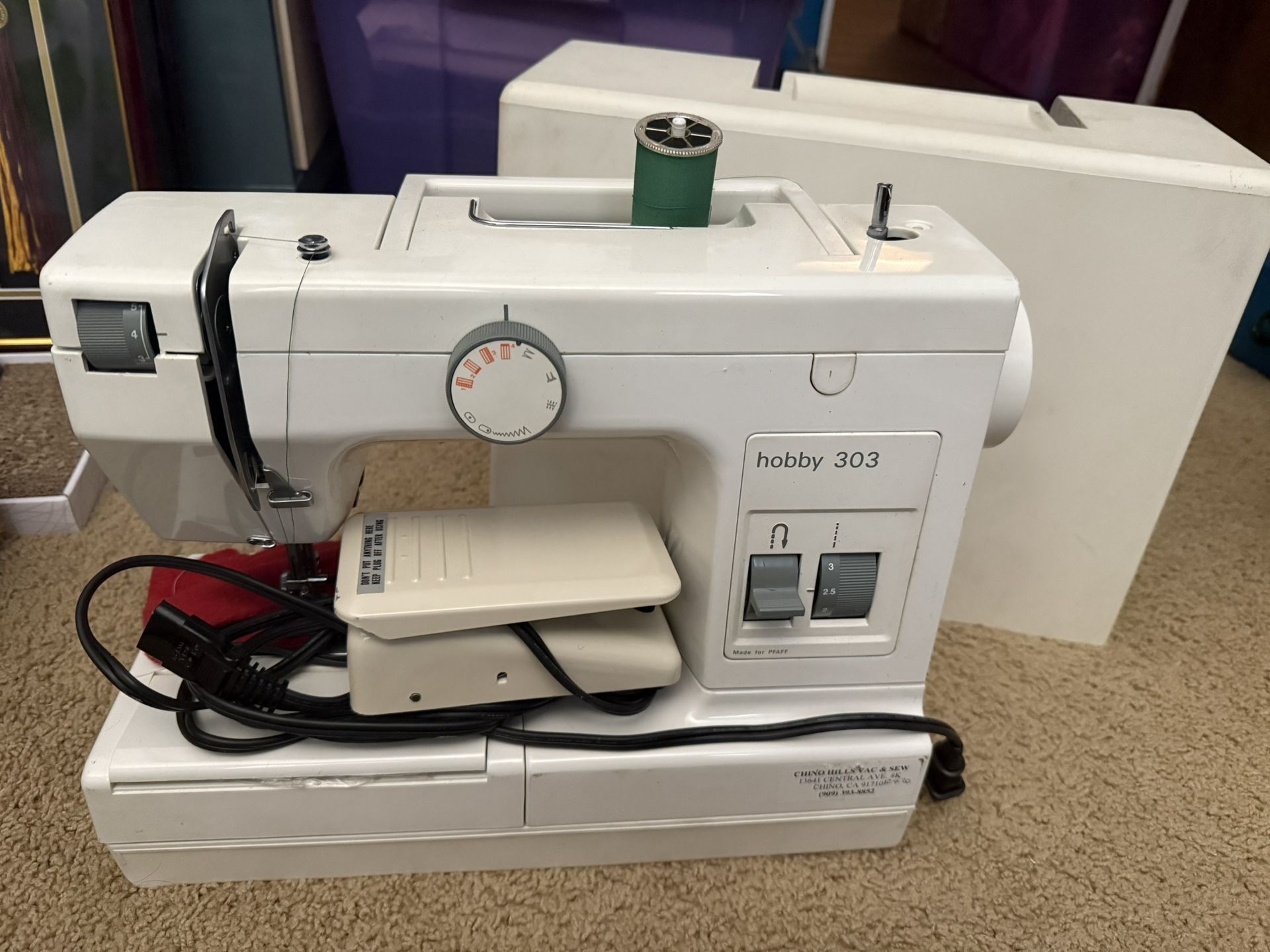 Pfaff Hobby 303 Sewing Machine