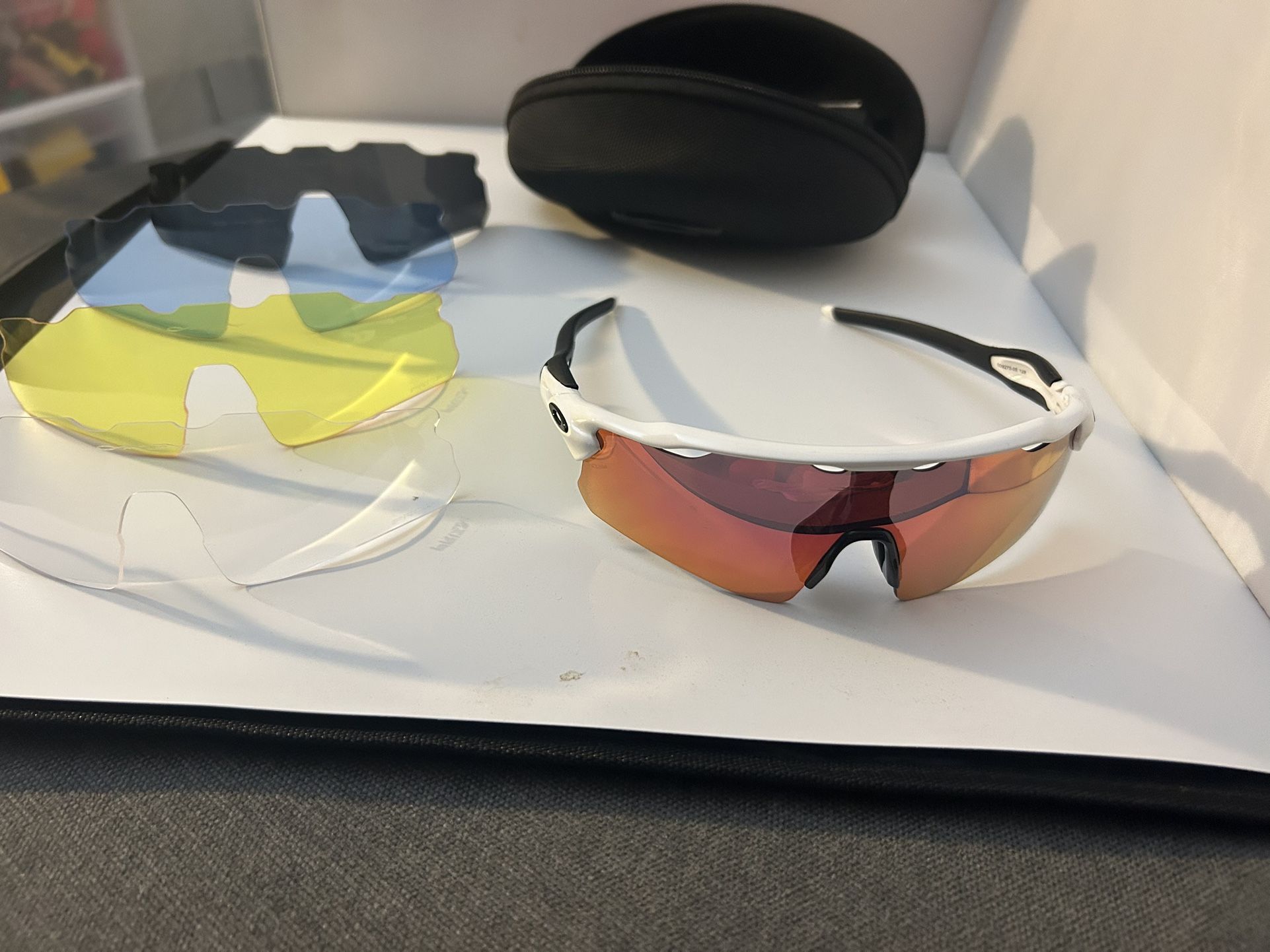 oakley radar