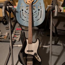 Squire J Bass