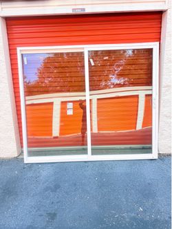 JELD-WEN Used V-2500 96-in x 80-in x 4-9/16-in Jamb White Vinyl Right-hand Sliding Patio Door with Low-E Glass