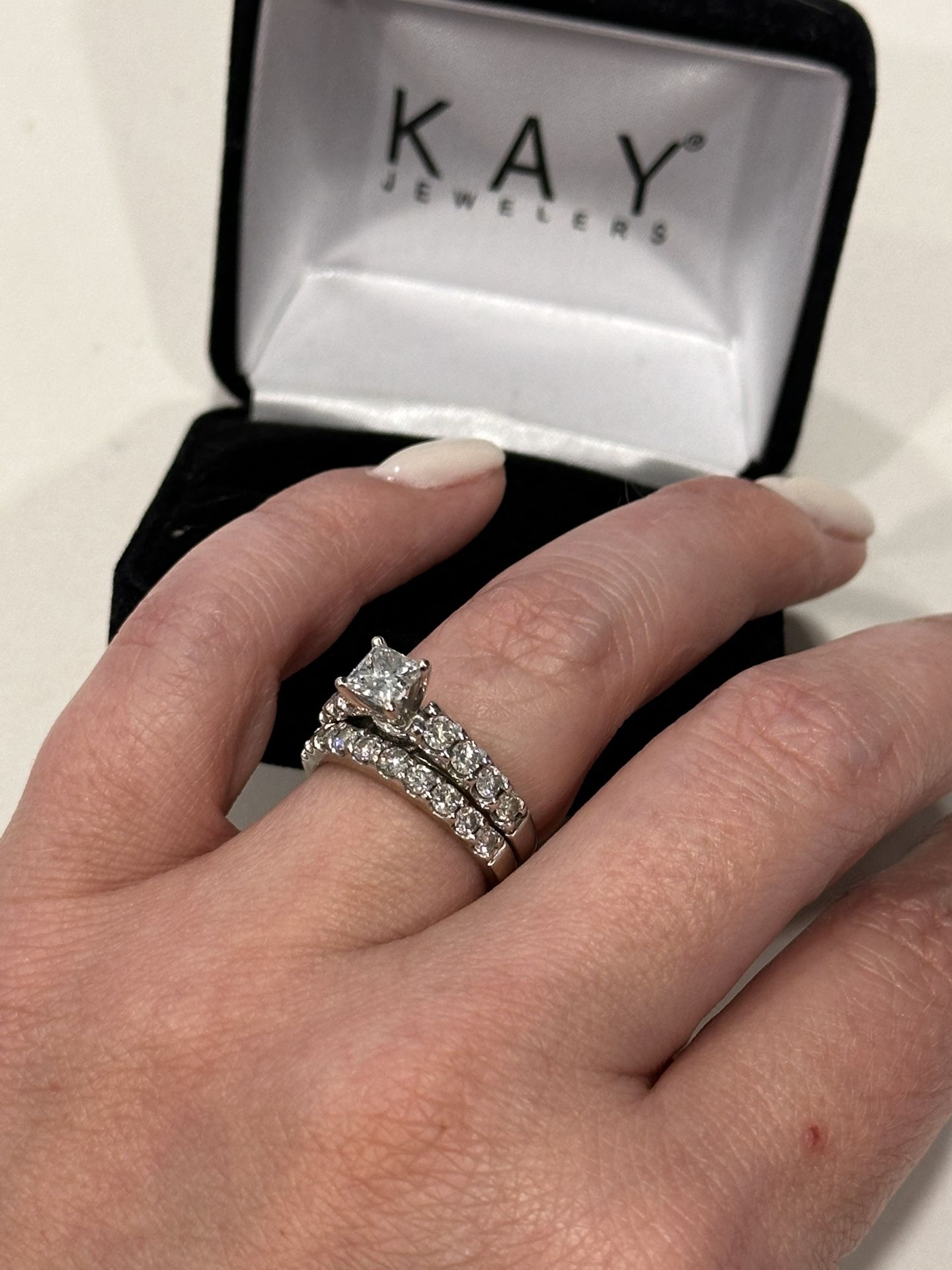 Wedding Ring Set For Sale