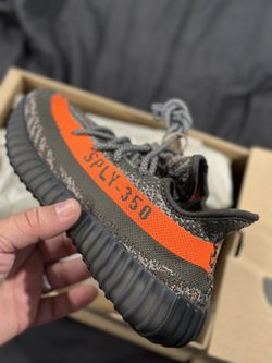 Adidas Yeezy 350 V2 Carbon Beluga Size 5.5