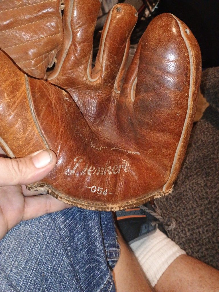 Denkert G54 Old Vintage Glove