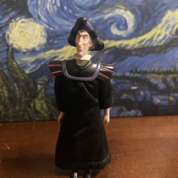 1996 Burger King The Hunchback of Notre Dame Claude Frollo Villain Doll 5”