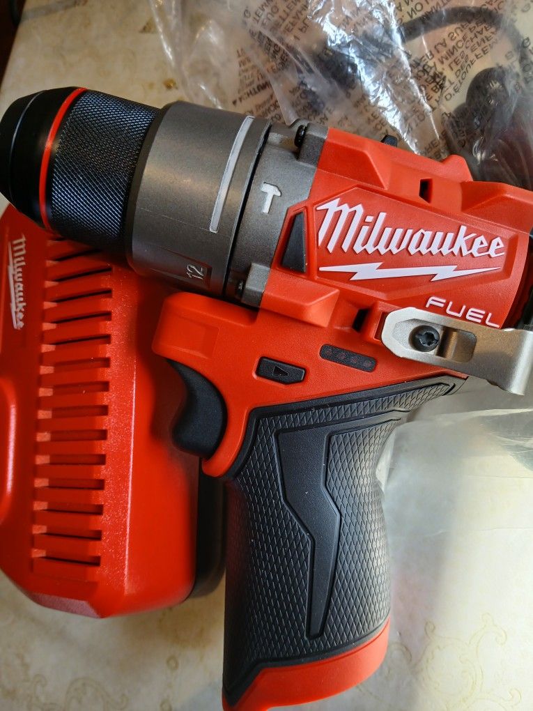 M12 Milwaukee Fuel Brushless Hammer 3404-20 And Charger  No Battery New 