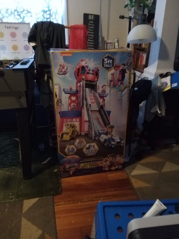 Paw Patrol Ultimate City Tower