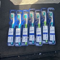 Oral B