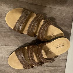 Clarks Sandals Size 8.5