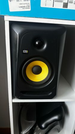 Krk Classic 5 Monitors