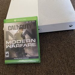 XBOX ONE S W/ MODERN WARFARE