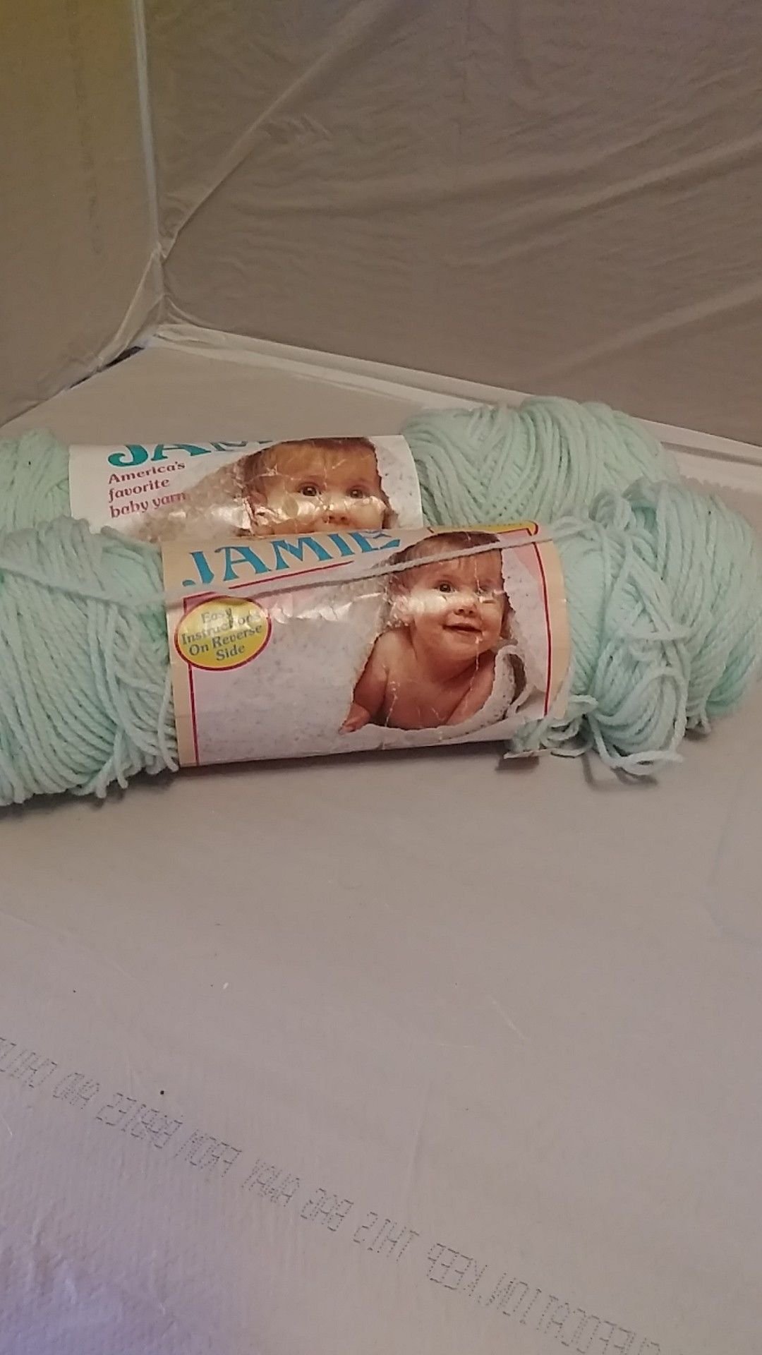 2 yarn bundles