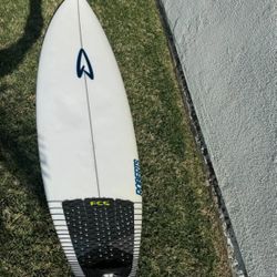 5’8 Modern 80s - Roberts Surfboards 