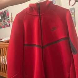 Red Nike Tech XL