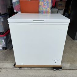 Frigidaire 7.0 Cu. ft. Chest Freezer