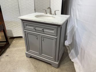 30″ Cashmere Grey Single Sink Bathroom Vanity with White Carrara Marble Top