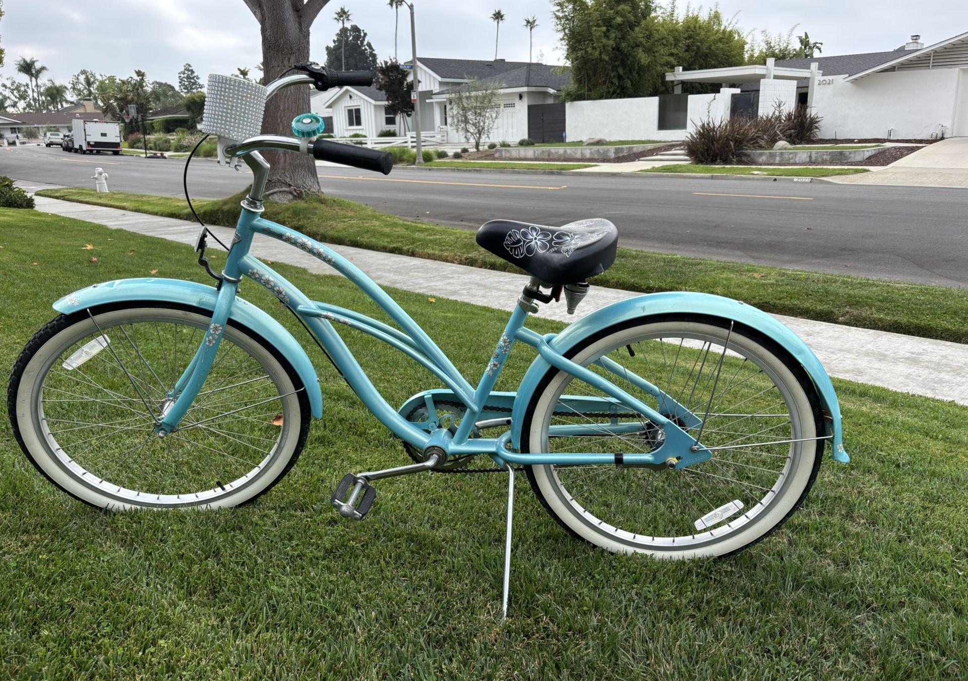 Electra 24” Beach Cruiser 3 Speed