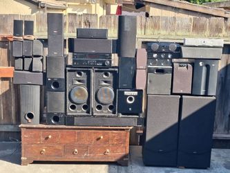 Yamaha rx-v683 4k natural sound av receiver speakers and 4 powered sub woofers