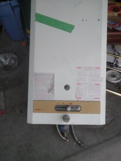 Bosch Aquastar Tankless Gas Hot Water Heater Model Aq 125 BNG for Sale in  Las Vegas, NV - OfferUp