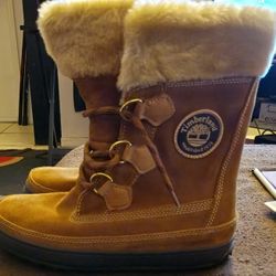 Timberland Women's  Boot. Size 8, Brand New. Only $70, Just Reduced! Now ONLY $50.
