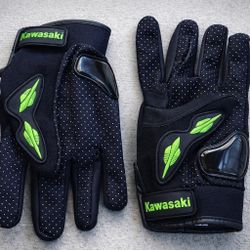 Kawasaki-Style Motorcycle Riding Gloves – Brand New