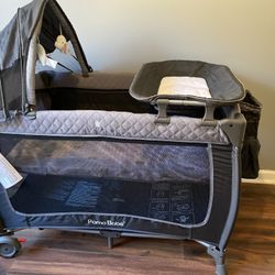 Pack & Play With Changing Table 