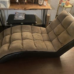 Comfy Brown Chaise Lounge Couch