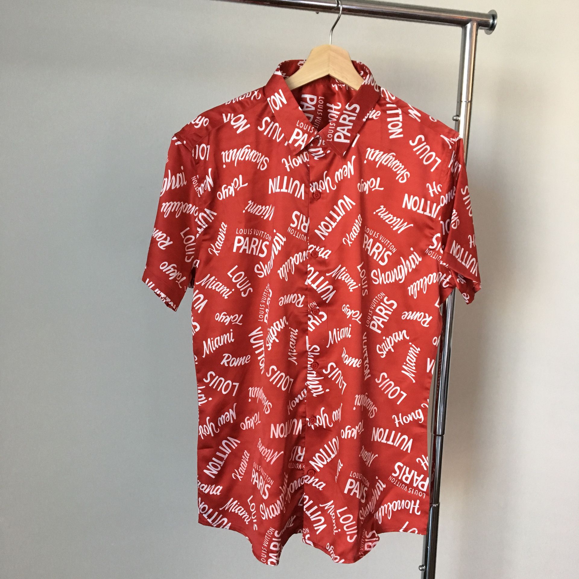 HOT LV Louis Vuitton Hawaii Shirt Shorts - Ethershirt