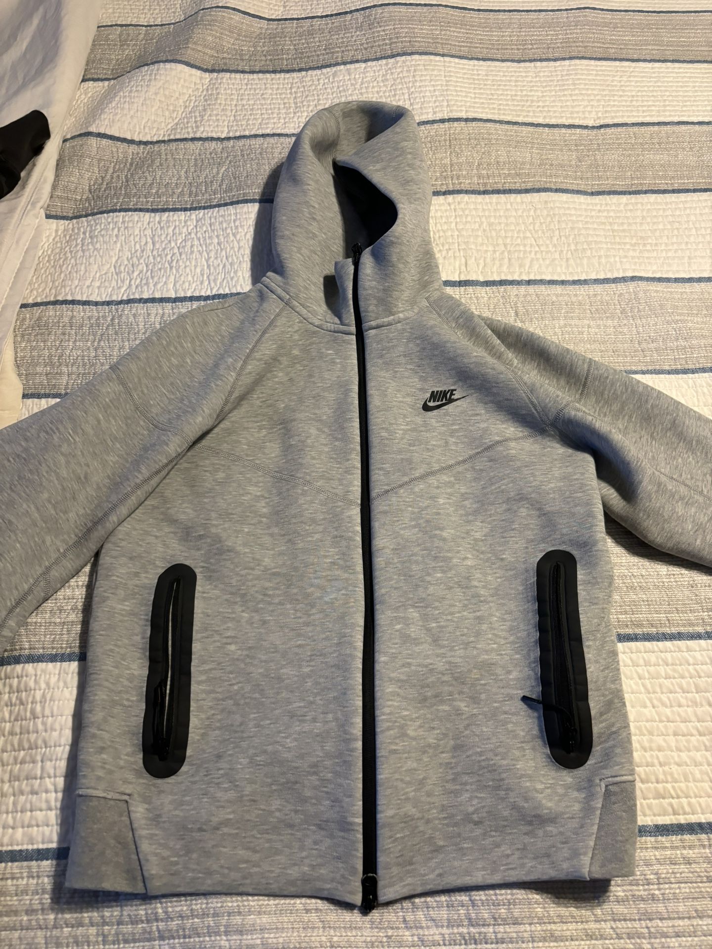 Nike Sportswear Tech Fleece Windrunner Grey Size Medium Mens