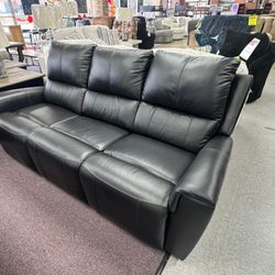 Black Leather Reclining Sofa And Loveseat Set I’m Jon Green, Wayne’s Home Sales Representative🌟
