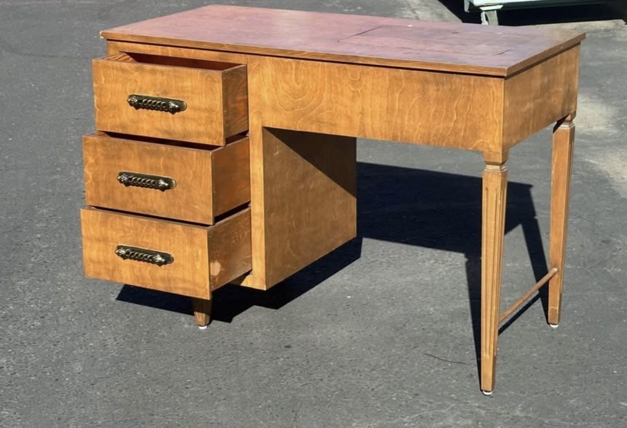 Seeing Desk - Mid Century