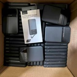 EF ECOFLOW Rapid Power Bank, 5,000mAh Qi2 Certified Wireless Magnetic Portable Charger, 30W Max Fast Charging Battery Pack with Built-in USB-C Cable &