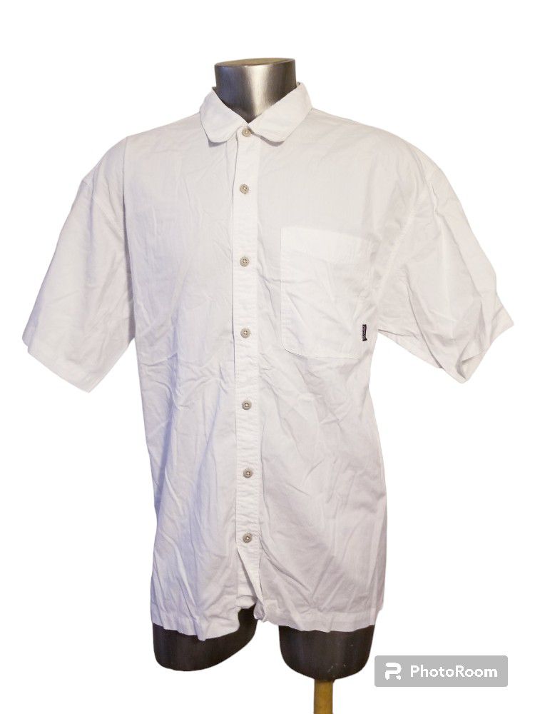 Patagonia white cotton button down man short sleeve shirt XL

*   Price Is Firm*