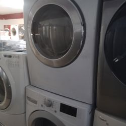 L.G. WASHER AND DRYER WORKS GREAT