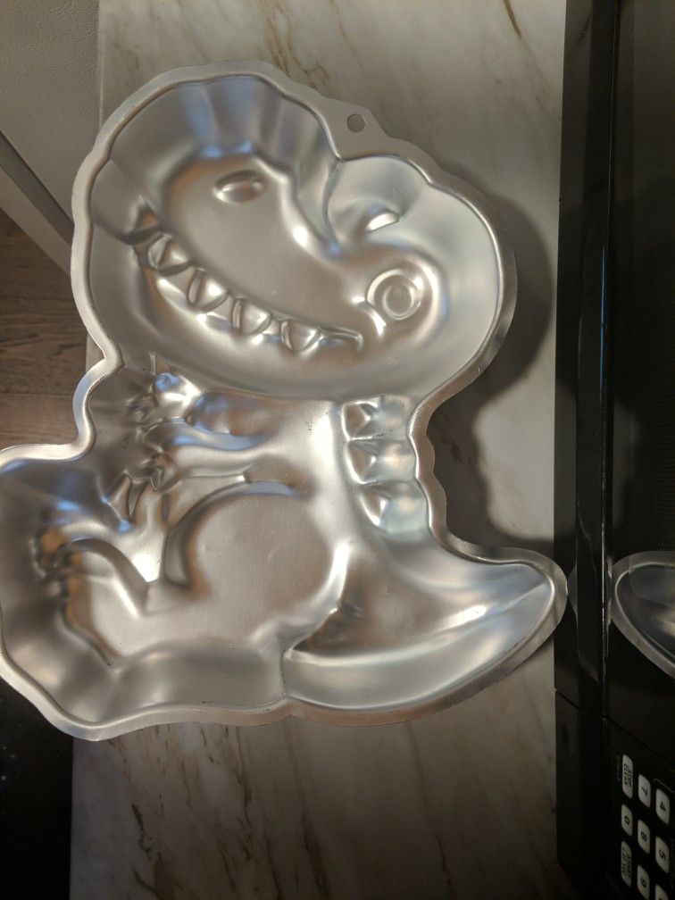 Dinosaur Cake Pan