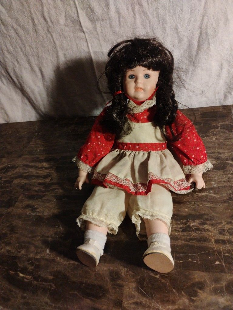 Rare 1990 Porcelain Doll By Stephanie