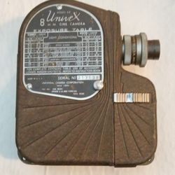 1939 World’s Fair Model Univex C-8 8mm Cine Camera 
