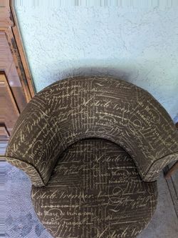 Swivel chair