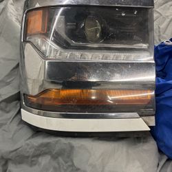 2016-18 Silverado  R-Headlight