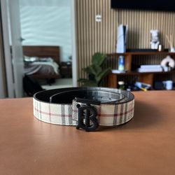Burberry Belt Men Reversible Beige/Black