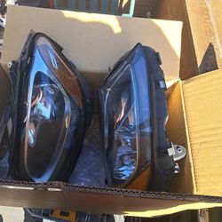 Mercedes Benz C Class Halogen Headlight